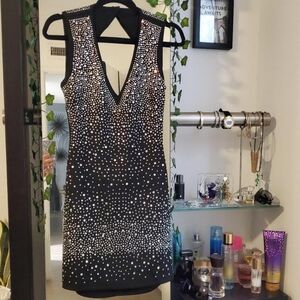 💕 Wow Couture Gold Label 💕 Black and Silver Embellished Backless Dress Size M